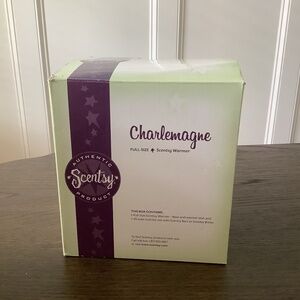 NEW‎ Scentsy Warmer In Charlemagne Authentic